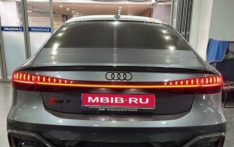 Audi RS 7, 2022 год, 16 037 000 рублей, 4 фотография