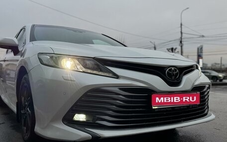 Toyota Camry, 2019 год, 2 980 000 рублей, 1 фотография