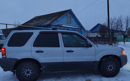 Ford Escape II, 2002 год, 700 000 рублей, 7 фотография