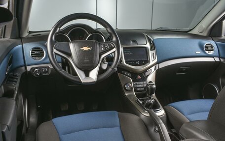 Chevrolet Cruze II, 2013 год, 869 000 рублей, 6 фотография