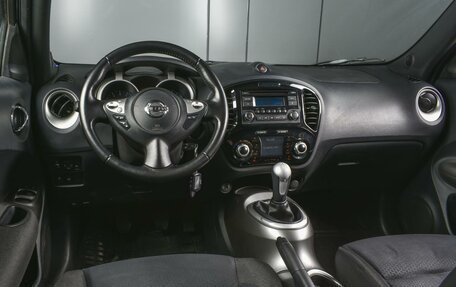 Nissan Juke II, 2013 год, 1 099 000 рублей, 6 фотография