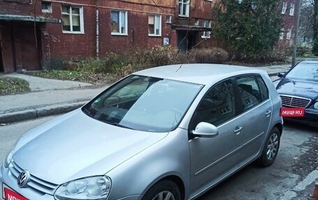 Volkswagen Golf V, 2006 год, 685 000 рублей, 1 фотография