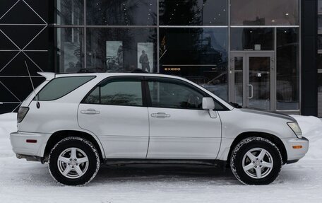 Lexus RX IV рестайлинг, 2001 год, 1 200 000 рублей, 6 фотография