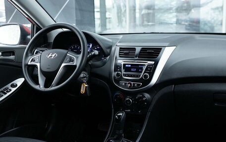 Hyundai Solaris II рестайлинг, 2014 год, 1 320 000 рублей, 17 фотография