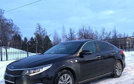 KIA Optima IV, 2017 год, 1 900 000 рублей, 8 фотография