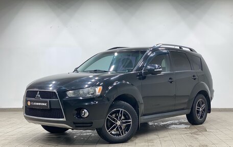 Mitsubishi Outlander III рестайлинг 3, 2012 год, 1 330 000 рублей, 2 фотография