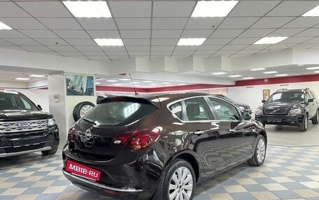 Opel Astra J, 2013 год, 948 000 рублей, 2 фотография