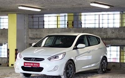 Hyundai Solaris II рестайлинг, 2013 год, 890 000 рублей, 1 фотография