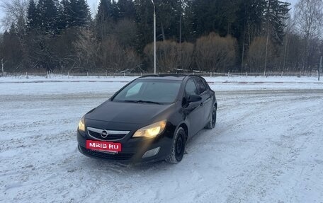 Opel Astra J, 2011 год, 485 000 рублей, 3 фотография