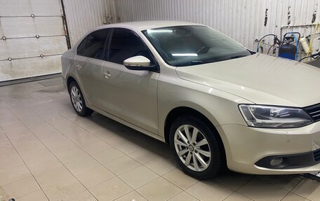 Volkswagen Jetta VI, 2012 год, 1 200 000 рублей, 6 фотография