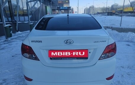 Hyundai Solaris II рестайлинг, 2013 год, 999 999 рублей, 7 фотография