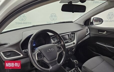 Hyundai Solaris II рестайлинг, 2017 год, 1 245 000 рублей, 11 фотография