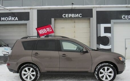 Mitsubishi Outlander III рестайлинг 3, 2012 год, 1 525 000 рублей, 5 фотография