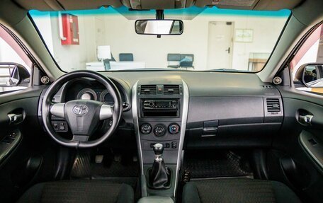 Toyota Corolla, 2012 год, 1 140 000 рублей, 14 фотография