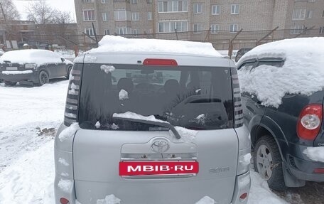 Toyota Sienta I, 2004 год, 463 000 рублей, 4 фотография