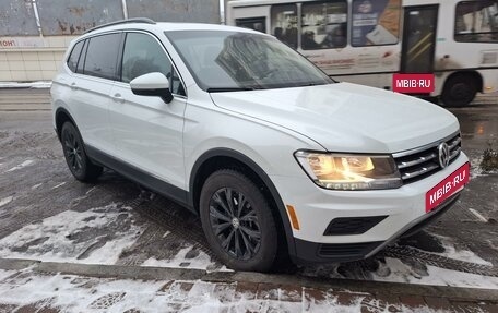 Volkswagen Tiguan II, 2018 год, 2 600 000 рублей, 7 фотография