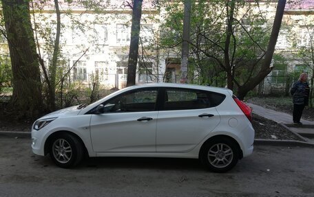 Hyundai Solaris II рестайлинг, 2016 год, 950 000 рублей, 4 фотография