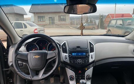 Chevrolet Cruze II, 2014 год, 810 000 рублей, 9 фотография