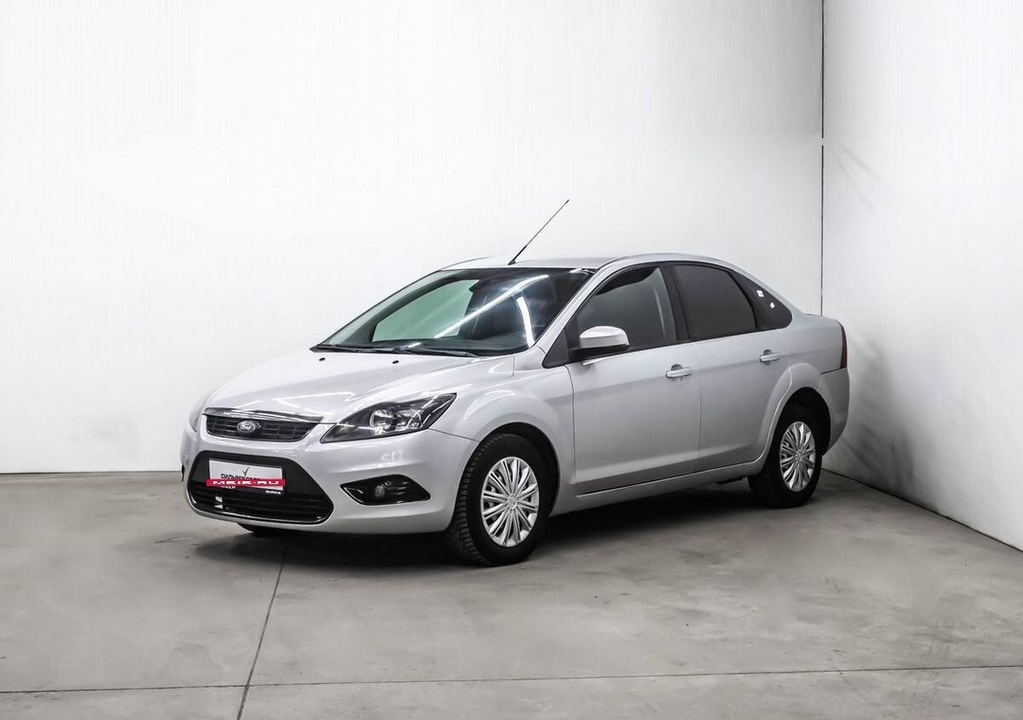 Ford Focus II рестайлинг, 2010 год, 607 300 рублей, 2 фотография