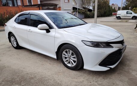 Toyota Camry, 2019 год, 3 000 000 рублей, 2 фотография