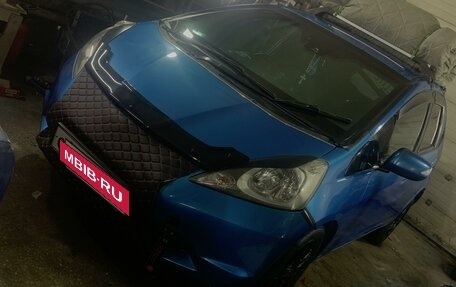 Honda Fit III, 2008 год, 590 000 рублей, 3 фотография