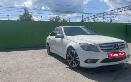 Mercedes-Benz C-Класс, 2009 год, 1 300 000 рублей, 3 фотография