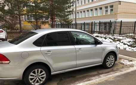 Volkswagen Polo VI (EU Market), 2013 год, 1 000 000 рублей, 1 фотография