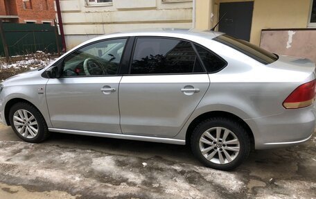 Volkswagen Polo VI (EU Market), 2013 год, 1 000 000 рублей, 3 фотография