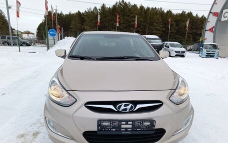 Hyundai Solaris II рестайлинг, 2013 год, 834 995 рублей, 2 фотография