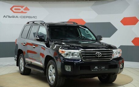 Toyota Land Cruiser 200, 2013 год, 3 550 000 рублей, 3 фотография