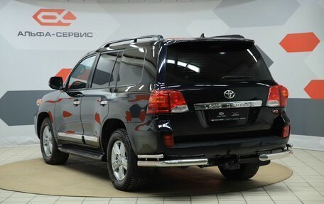 Toyota Land Cruiser 200, 2013 год, 3 550 000 рублей, 7 фотография