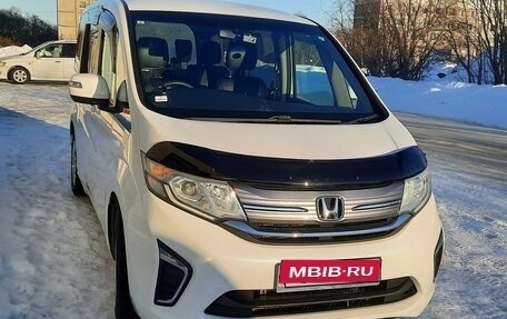 Honda Stepwgn IV, 2015 год, 2 300 000 рублей, 1 фотография