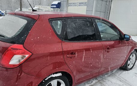 KIA cee'd I рестайлинг, 2010 год, 680 000 рублей, 3 фотография