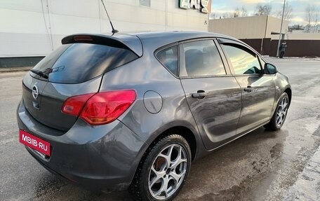 Opel Astra J, 2010 год, 730 000 рублей, 3 фотография