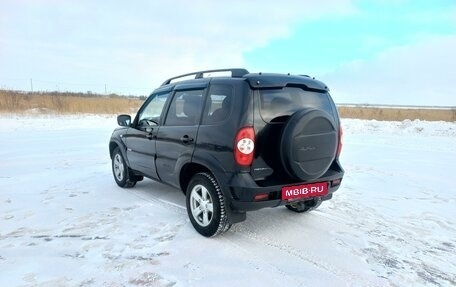 Chevrolet Niva I рестайлинг, 2018 год, 950 000 рублей, 7 фотография