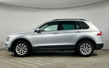 Volkswagen Tiguan II, 2019 год, 2 599 000 рублей, 3 фотография