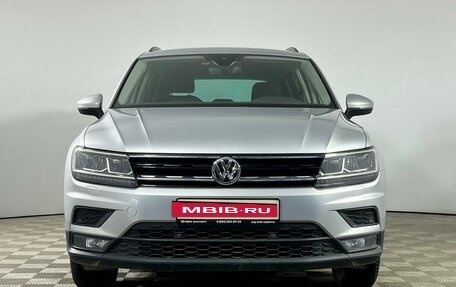 Volkswagen Tiguan II, 2019 год, 2 599 000 рублей, 2 фотография