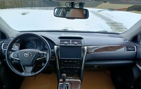 Toyota Camry, 2016 год, 2 300 400 рублей, 17 фотография