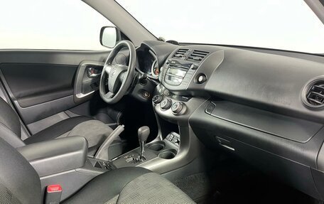 Toyota RAV4, 2011 год, 1 799 000 рублей, 13 фотография