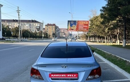 Hyundai Solaris II рестайлинг, 2013 год, 850 000 рублей, 3 фотография