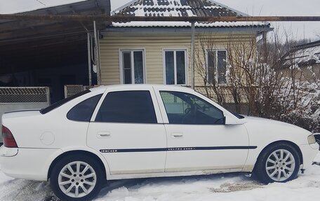 Opel Vectra B рестайлинг, 1998 год, 220 000 рублей, 3 фотография