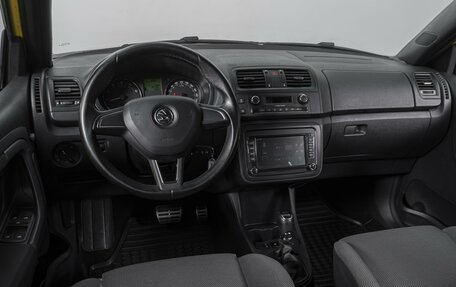 Skoda Fabia II, 2013 год, 1 024 000 рублей, 6 фотография