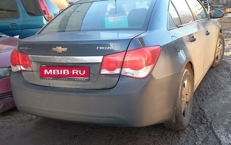 Chevrolet Cruze II, 2010 год, 500 000 рублей, 1 фотография