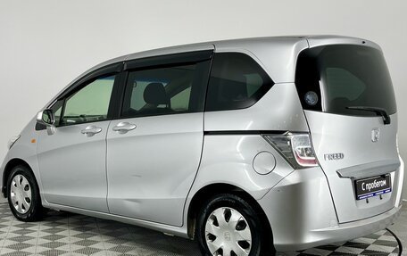 Honda Freed I, 2012 год, 1 190 000 рублей, 7 фотография