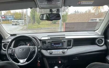 Toyota RAV4, 2018 год, 3 000 000 рублей, 2 фотография