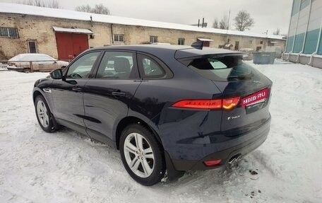 Jaguar F-Pace, 2016 год, 2 250 000 рублей, 5 фотография