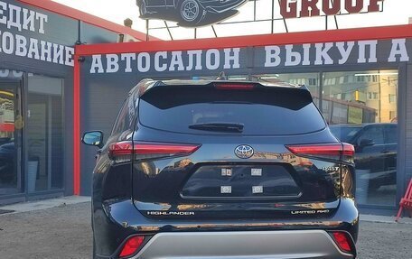 Toyota Highlander, 2024 год, 6 499 000 рублей, 6 фотография