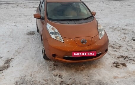 Nissan Leaf I, 2015 год, 910 000 рублей, 6 фотография