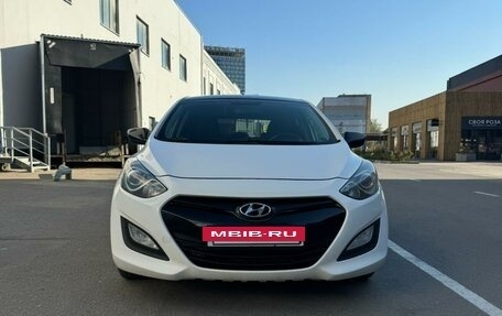 Hyundai i30 II рестайлинг, 2012 год, 995 000 рублей, 2 фотография