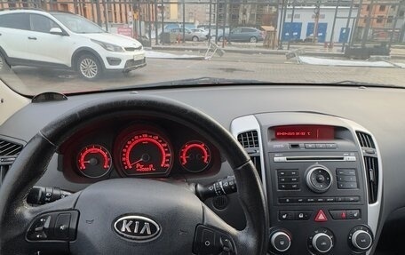 KIA cee'd I рестайлинг, 2010 год, 930 000 рублей, 12 фотография